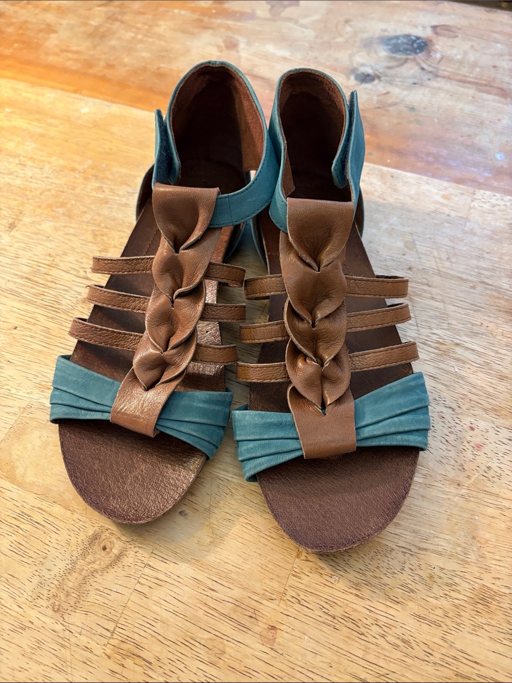 Naya Brown and Teal Braided Leather Gladiator Sandals size 8